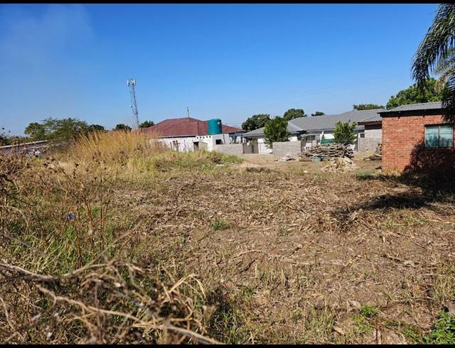 LAND FOR SALE IN TSHIKOTA